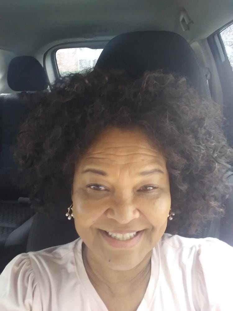 Customer photo review of Its a Wig Puffy