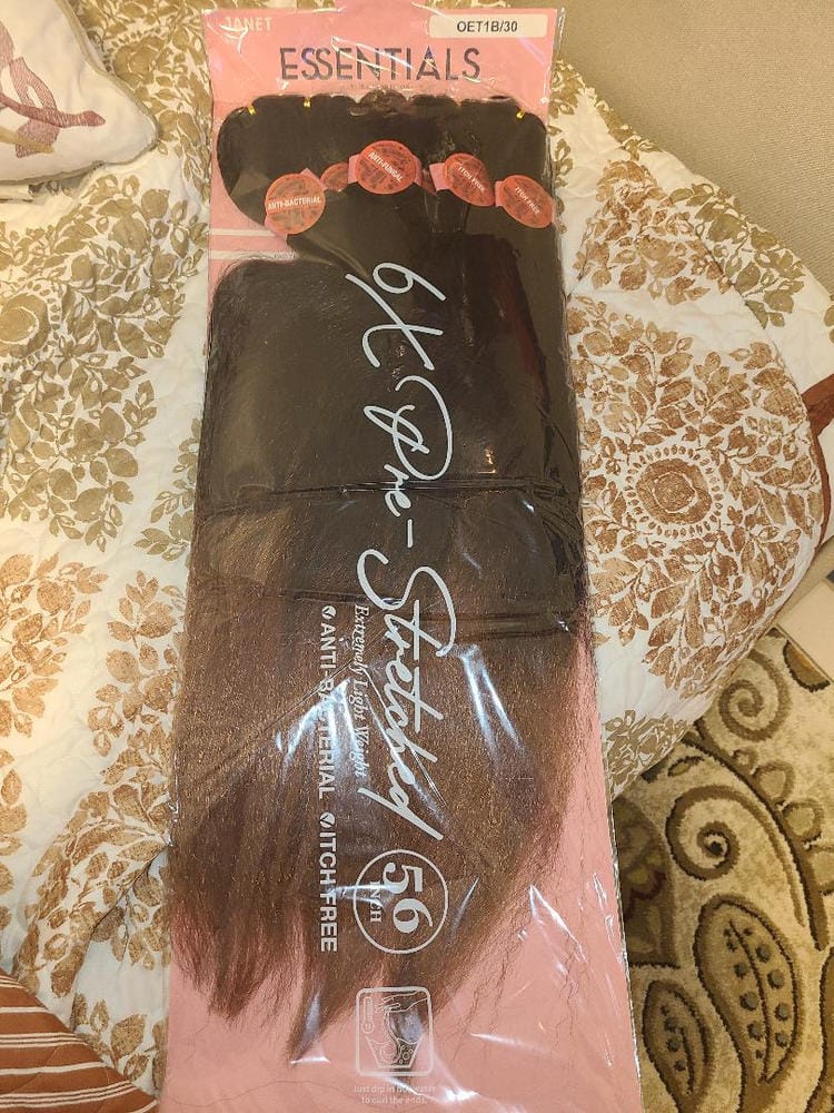 Customer photo review of Freetress Synthetic Braid - 3X Pre-Stretched Braid 301 28"