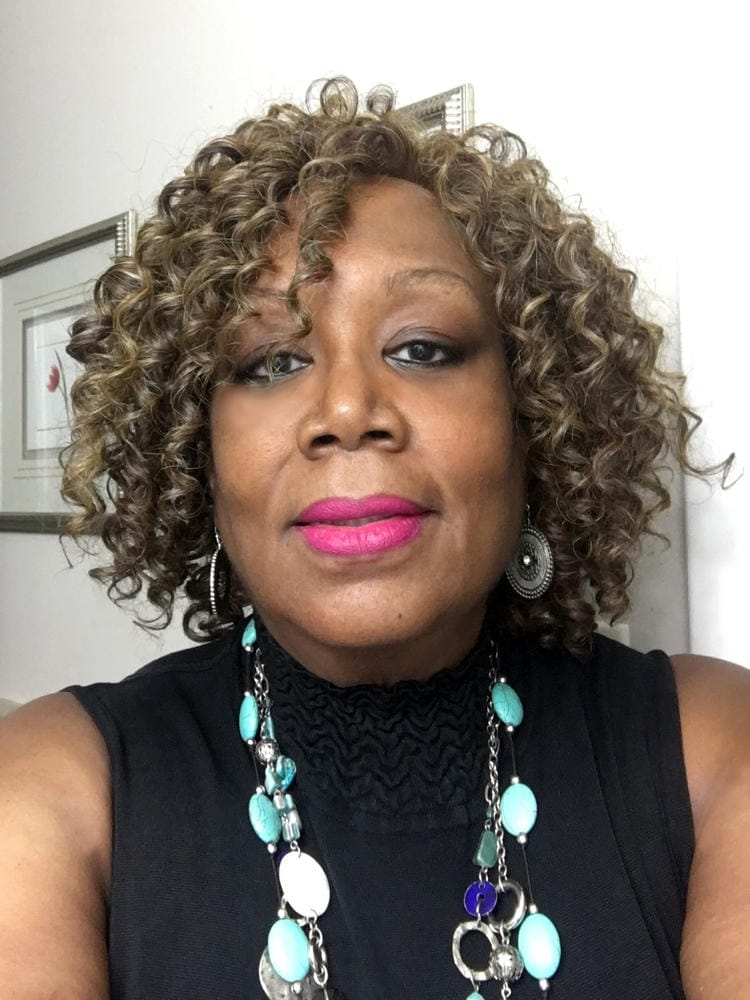 Customer photo review of Outre Human Hair Wig DUBY PIXIE