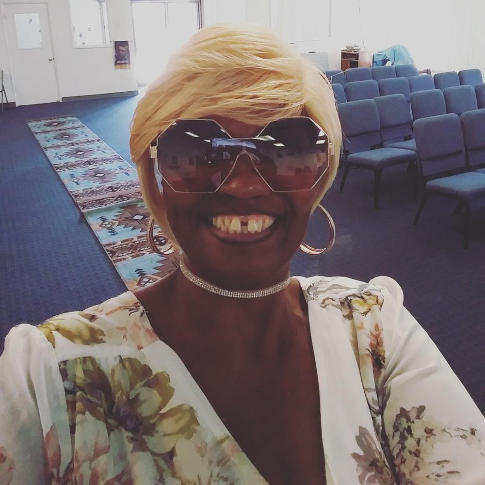 Customer photo review of Outre Human Hair Wig DUBY PIXIE