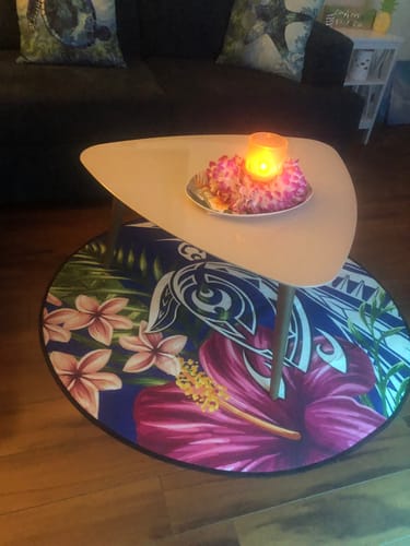 Customer photo review of Hawaii Polynesian Turtle Tropical Hibiscus Plumeria Round Carpet - Blue - AH