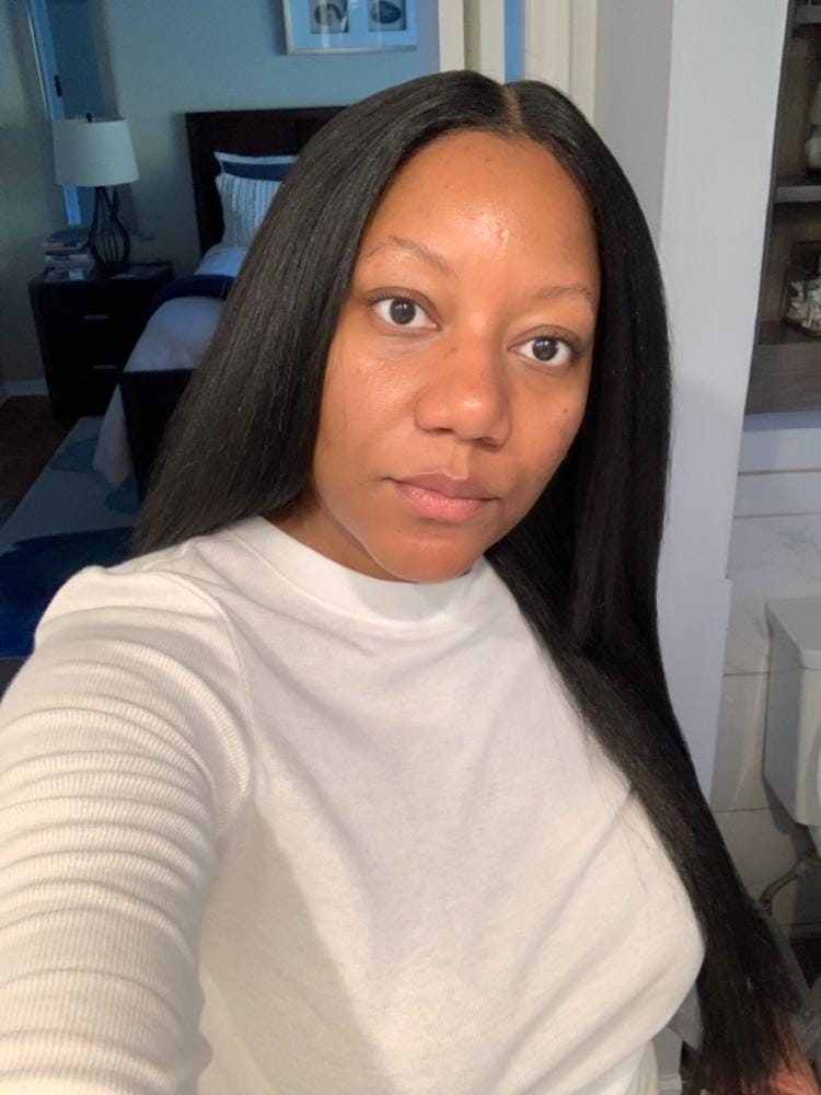 Customer photo review of Outre Soft & Natural Synthetic Lace Front Wig NEESHA 203