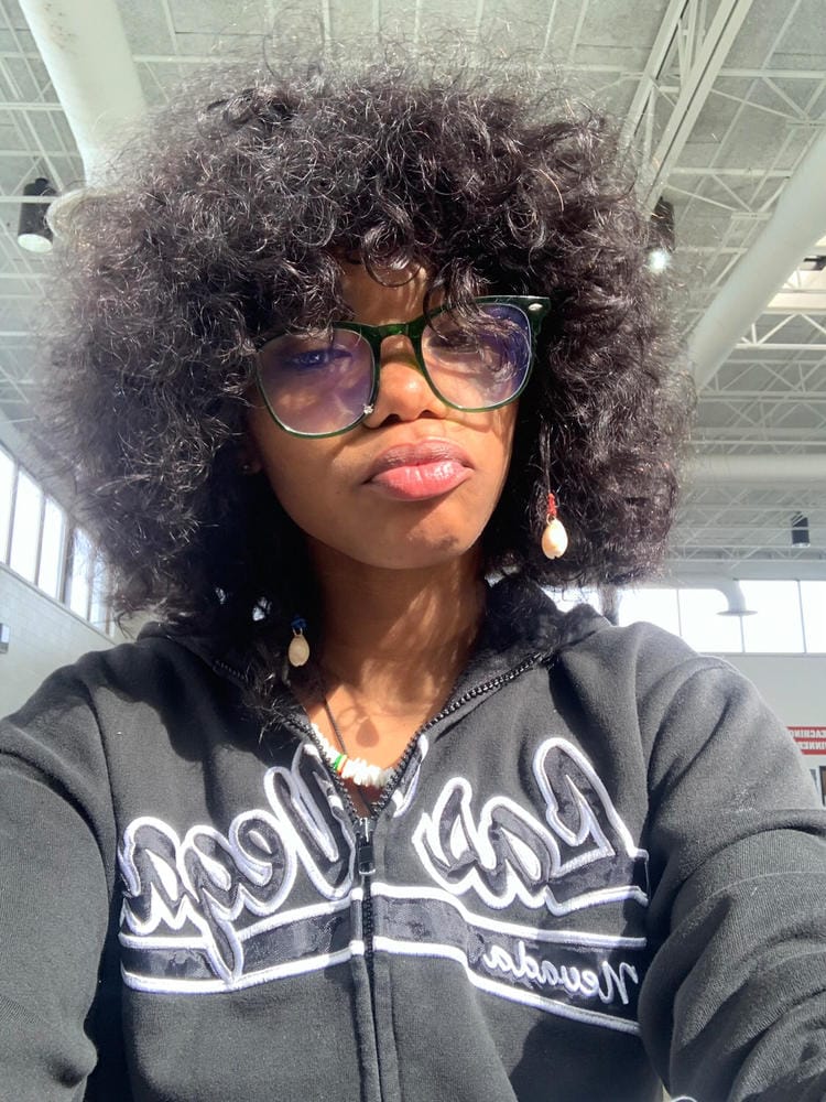 Customer photo review of Shake-N-Go Naked 100% Human Hair Natural Wet & Wavy Wig - BALTIC WAVE
