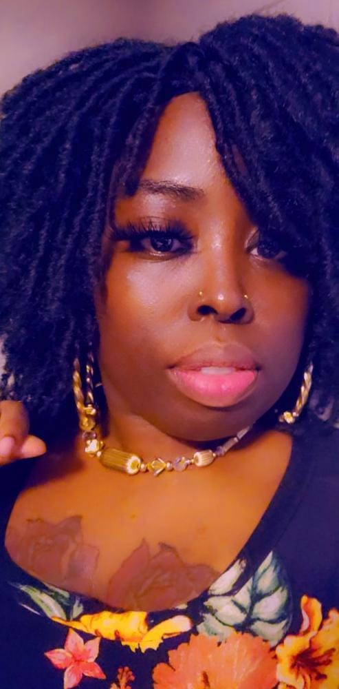 Customer photo review of Bobbi Boss Premium Synthetic Fiber Wig - M833 SOUL LOCS