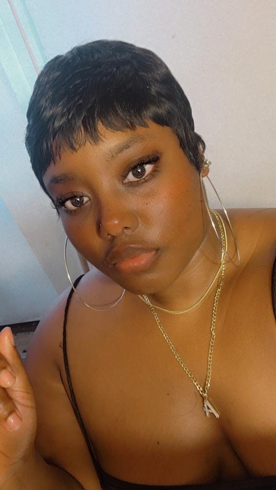 Customer photo review of Sensationnel Empire 100% Human Hair Celebrity Series Wig RIA