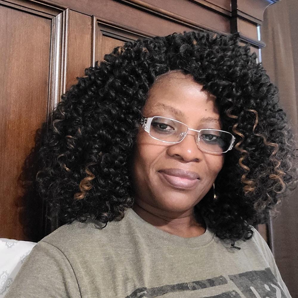 Customer photo review of Sensationnel Empress Curls Kinks & CO Textured Synthetic Lace Front Wig SHOW STOPPER