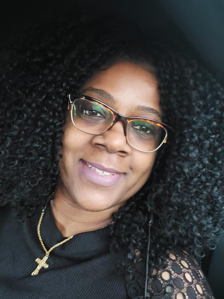 Customer photo review of Sensationnel Empress Curls Kinks & CO Synthetic Textured Lace Front Wig RULE BREAKER