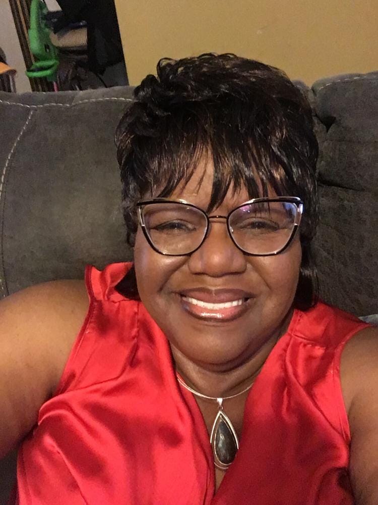 Customer photo review of Foxy Silver Wig PEGGY