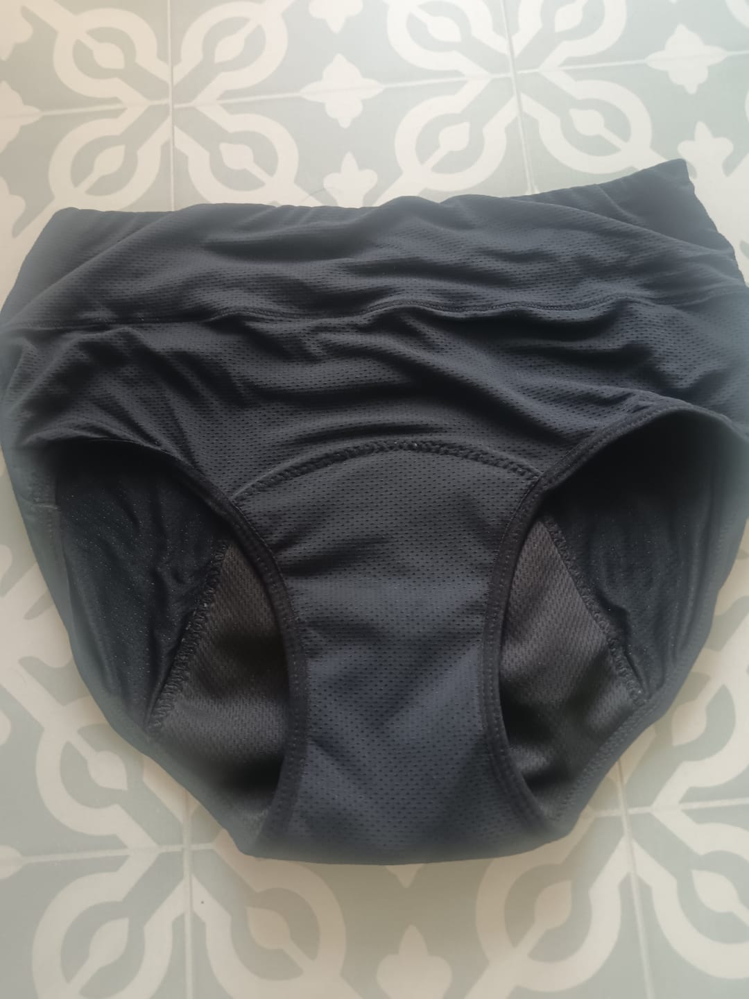 Customer photo review of Culotte Menstruelle Respirante Céleste