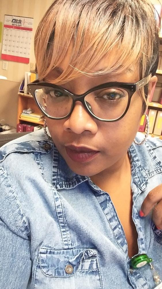Customer photo review of Bobbi Boss Premium Synthetic Wig M707 BUTTER CUP