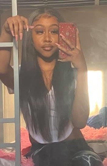 Customer photo review of Sensationnel Cloud9 What Lace Synthetic Swiss Lace Front Wig - JANELLE