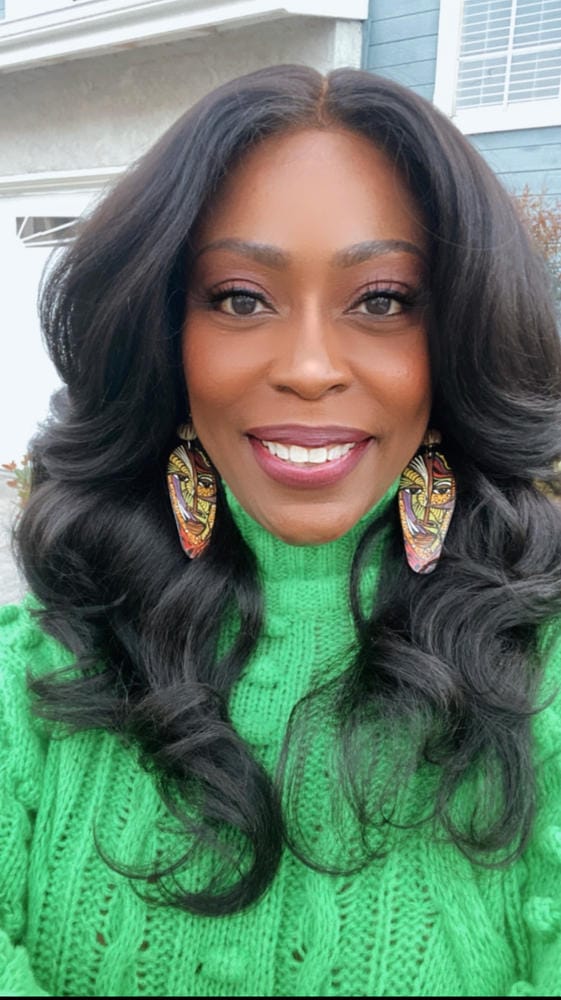 Customer photo review of Outre Perfect Hairline Synthetic HD Lace Wig - JULIANNE
