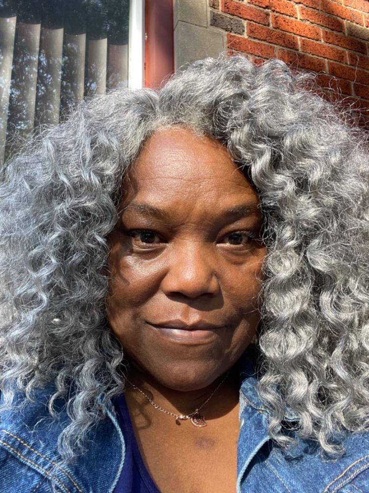 Customer photo review of Freetress Crochet Braid - BEACH CURL 12"-18"