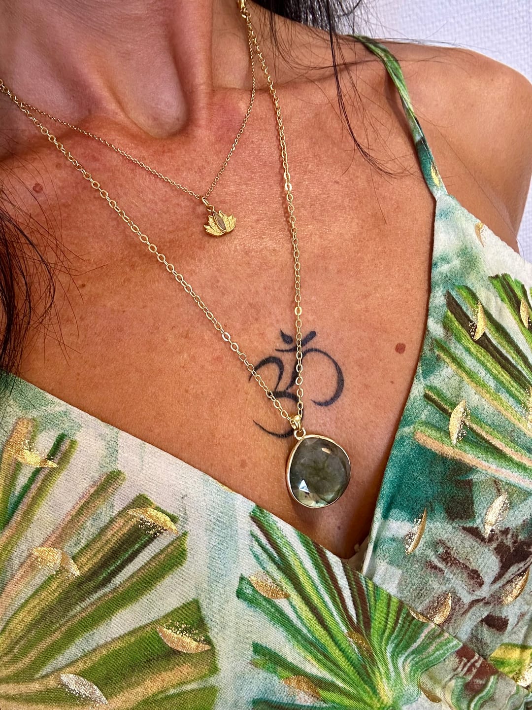 Customer photo review of Collier Labradorite Femme