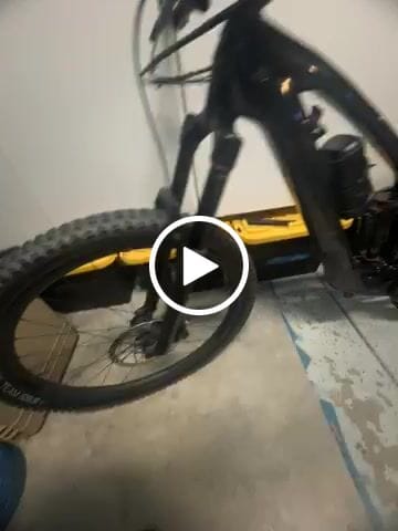 Customer video review of Clear Frame Keeper
