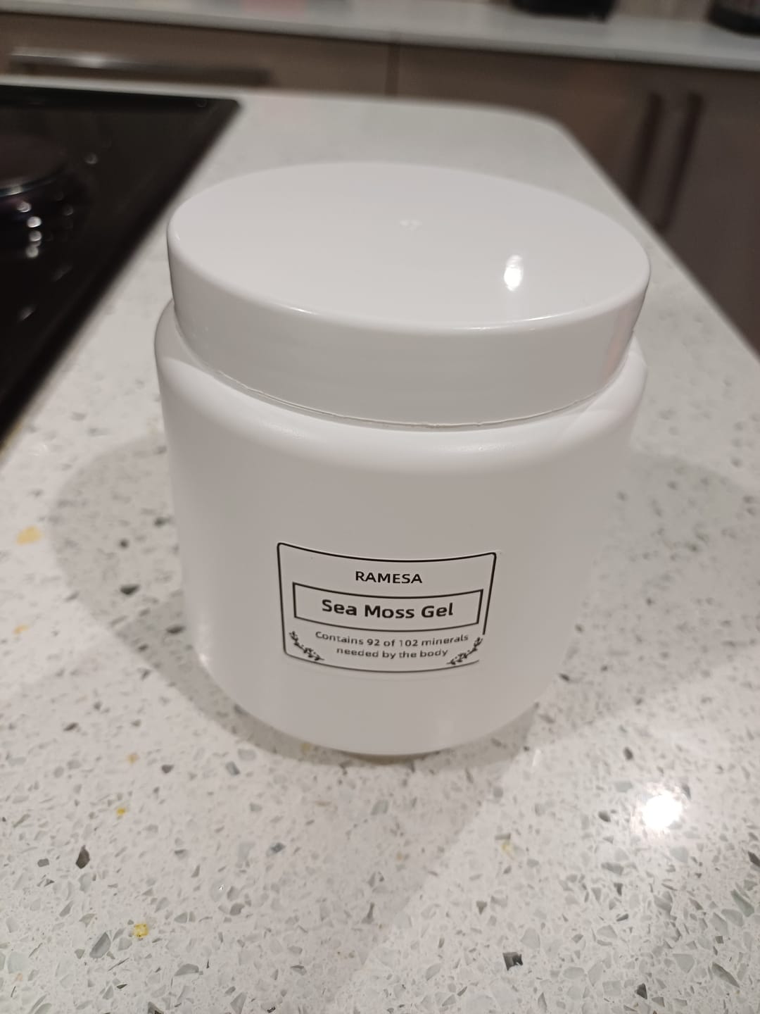 Customer photo review of 500 g HDPE Jar (85 mm neck) - With Closure - White
