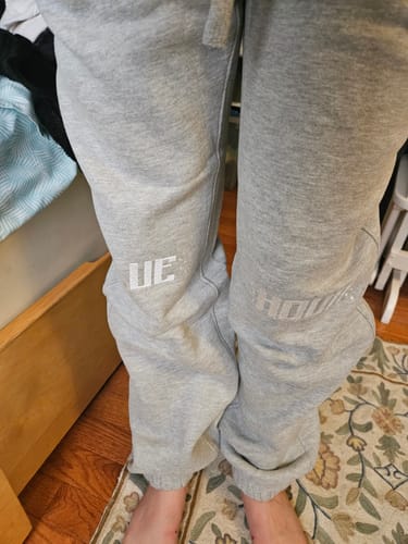 Customer photo review of TXT Blue Hour Sweatpants