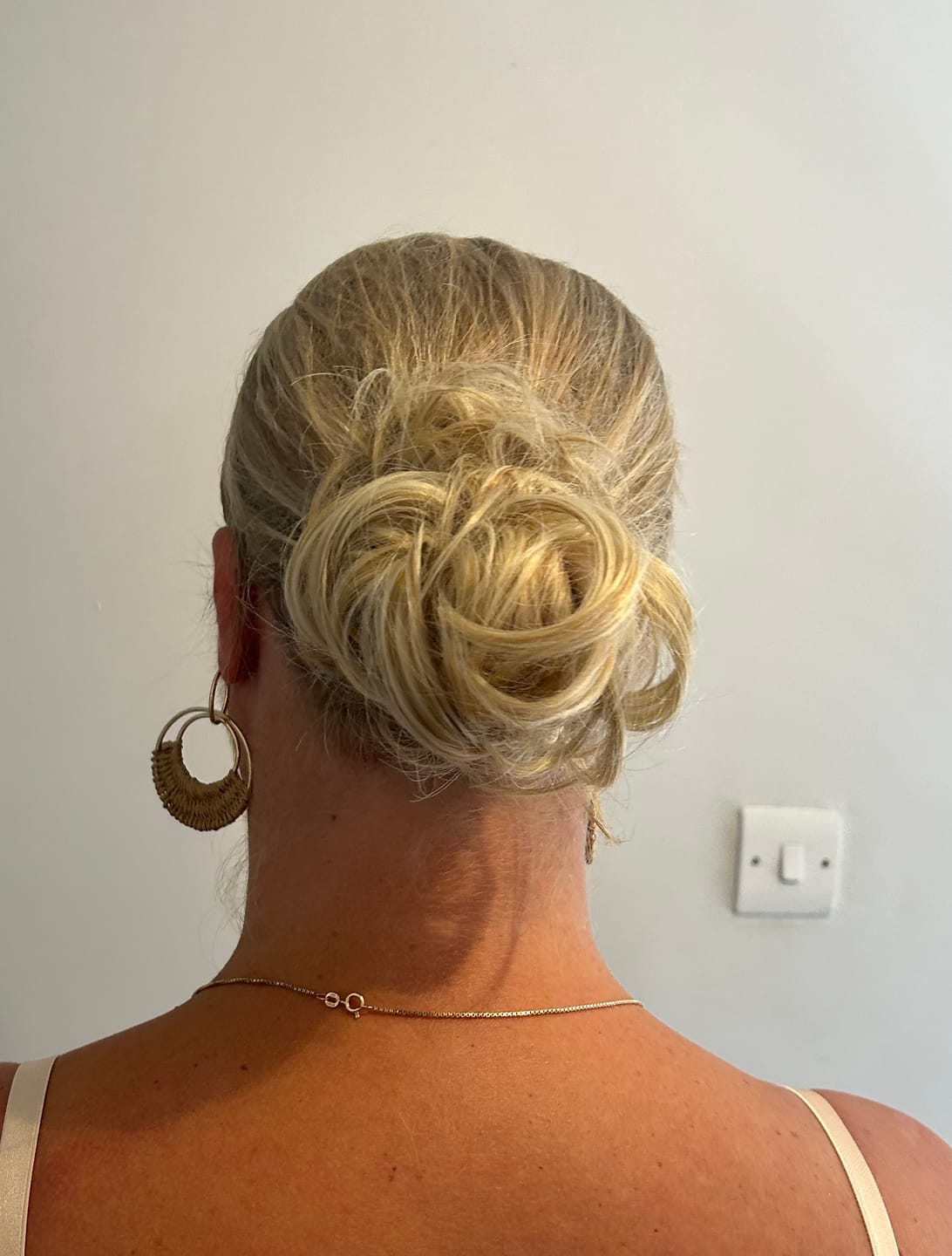 Customer photo review of Stranded Messy Scrunchie Bun - Duo Pack - Curly & Flicky Styles #16/613 Sweetheart