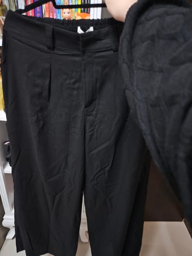 Marivane B. review of Calça Pantalona de Linho Graviola Preta image 1 out of 1