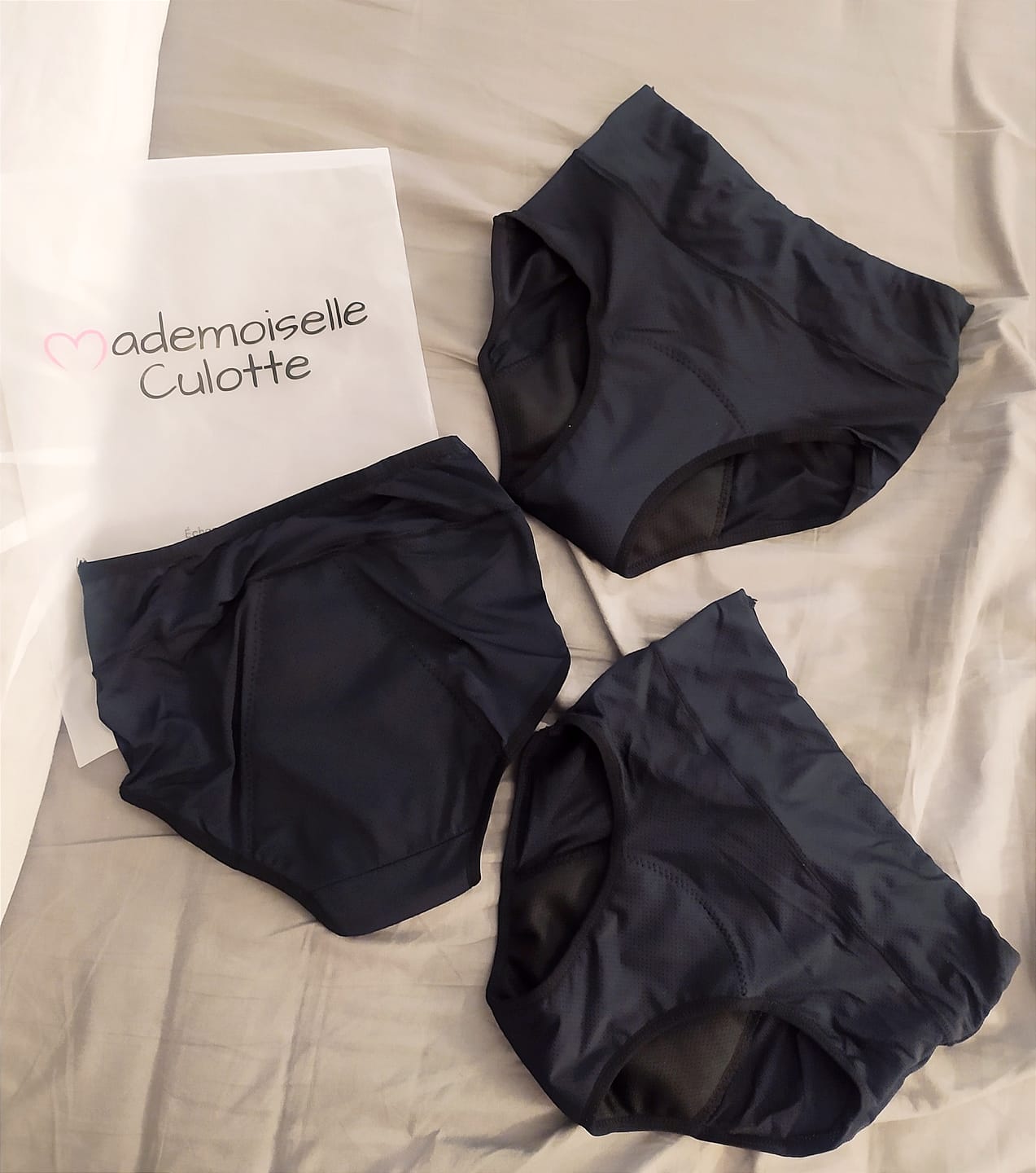 Customer photo review of Culotte Menstruelle Respirante Céleste