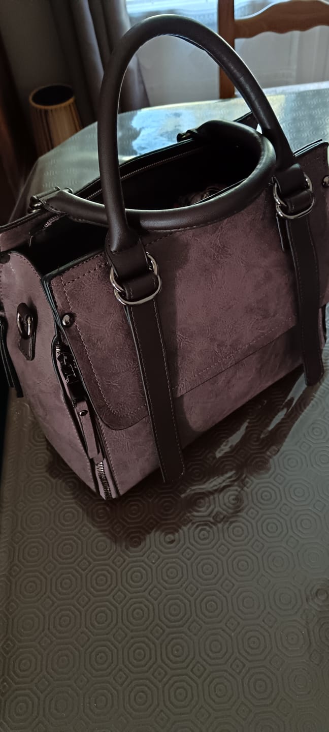 Customer photo review of Sac à Main Vintage pas Cher Violet