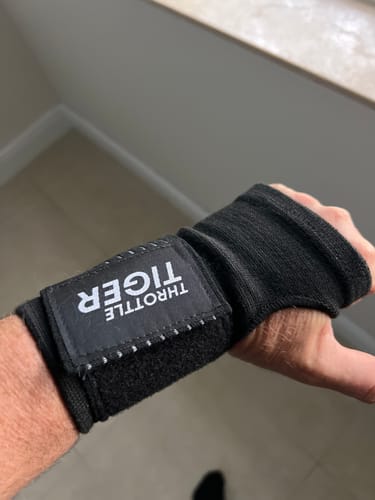 Customer photo review of Motorcycle Wrist Support - Ride Without Wrist Pain