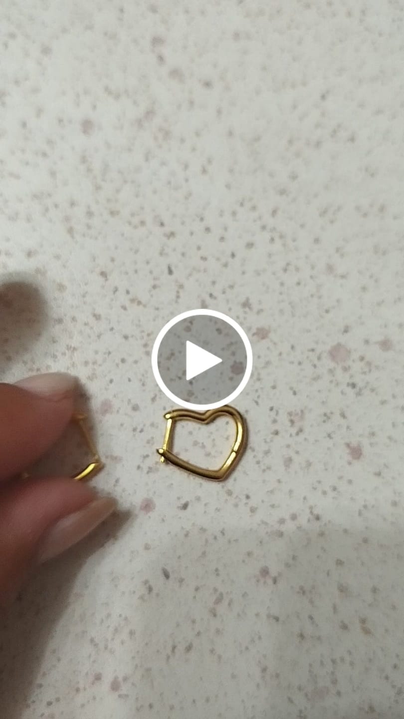 Customer video review of Pendientes Adoración