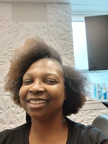 Customer photo review of Jamaican Sun Splash Natural Leave in Conditioner & Detangler Spray | 4oz 8oz & 16oz