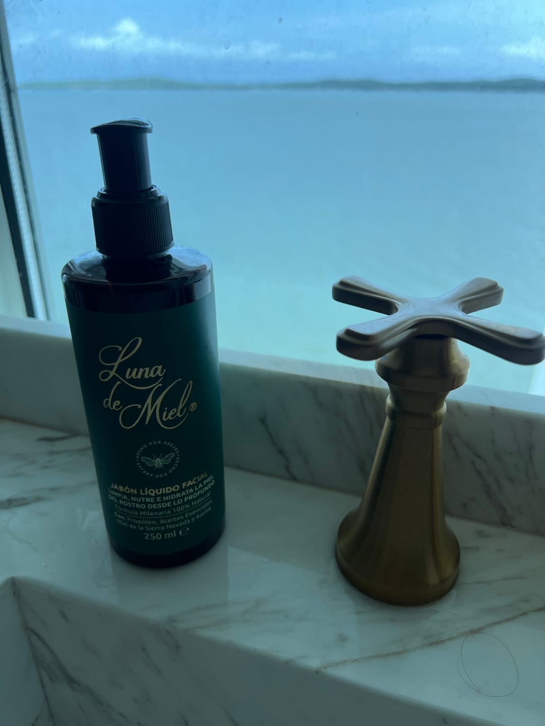 Customer photo review of Jabon facial luna de miel