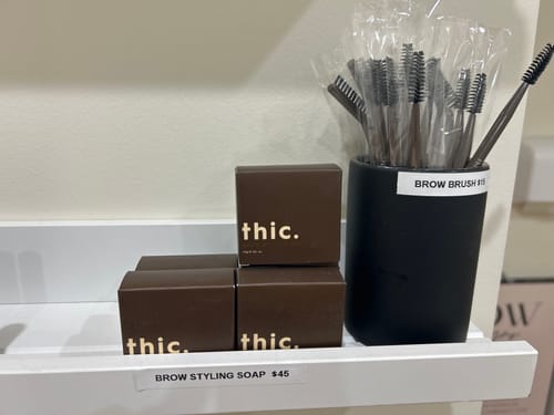 Customer photo review of Brow Styling Wax WHOLESALE