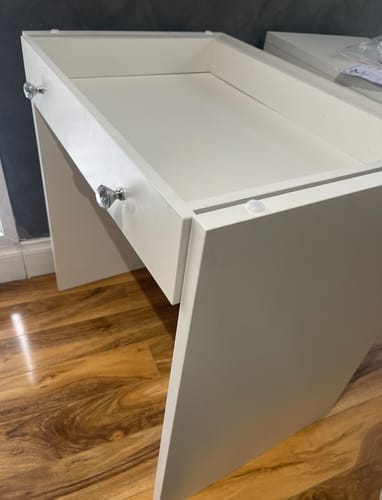 Customer photo review of Electra Vanity Table “Diamond”