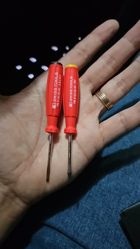 Customer photo review of PB Swiss Tools PB 8535 Slotted + Phillips Screwdriver In A Case 2 Pcs