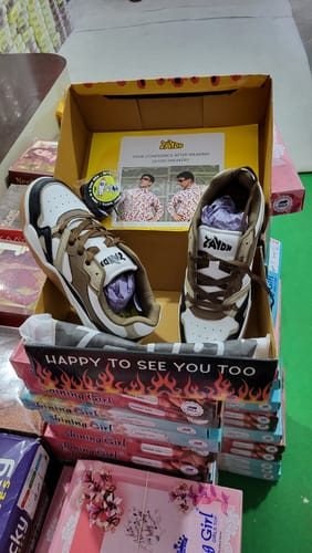 Customer photo review of XANDER Brown Black Men's casual sneaker