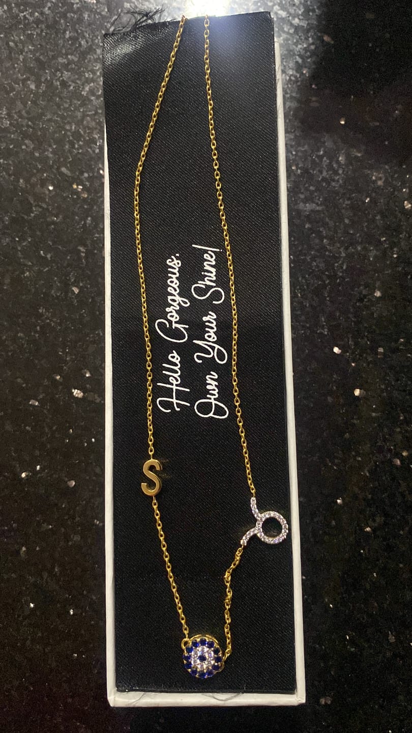 Customer photo review of Abella