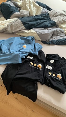 Customer photo review of Schere, Stein, paar Bier? - T-Shirt