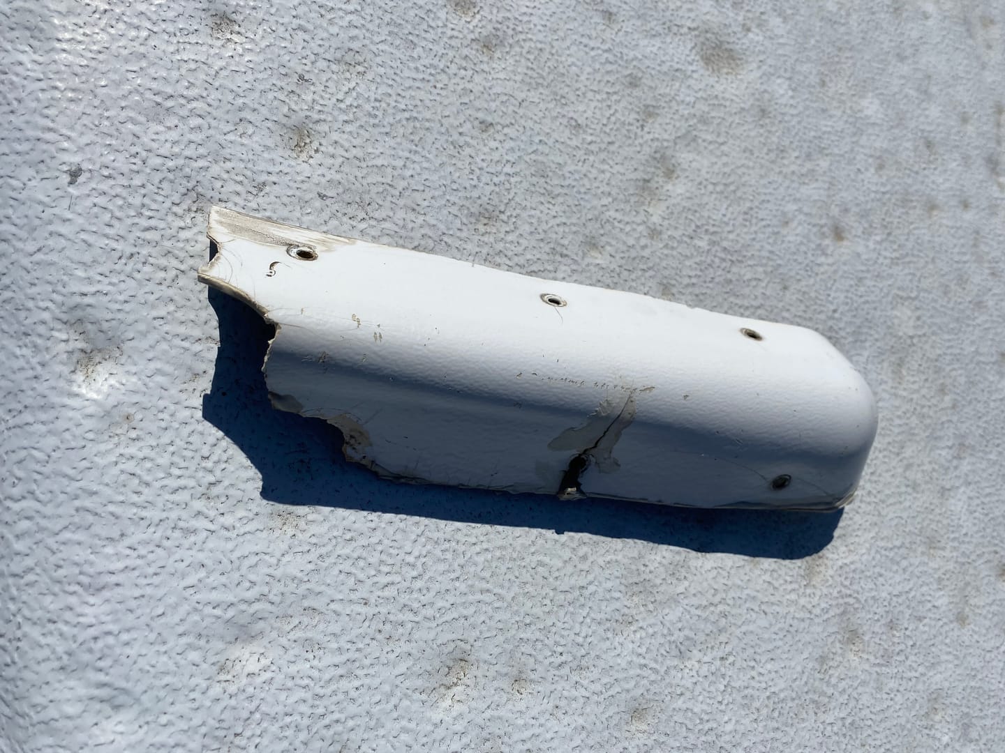 Customer photo review of Roof Corner Cap 4 Pack
