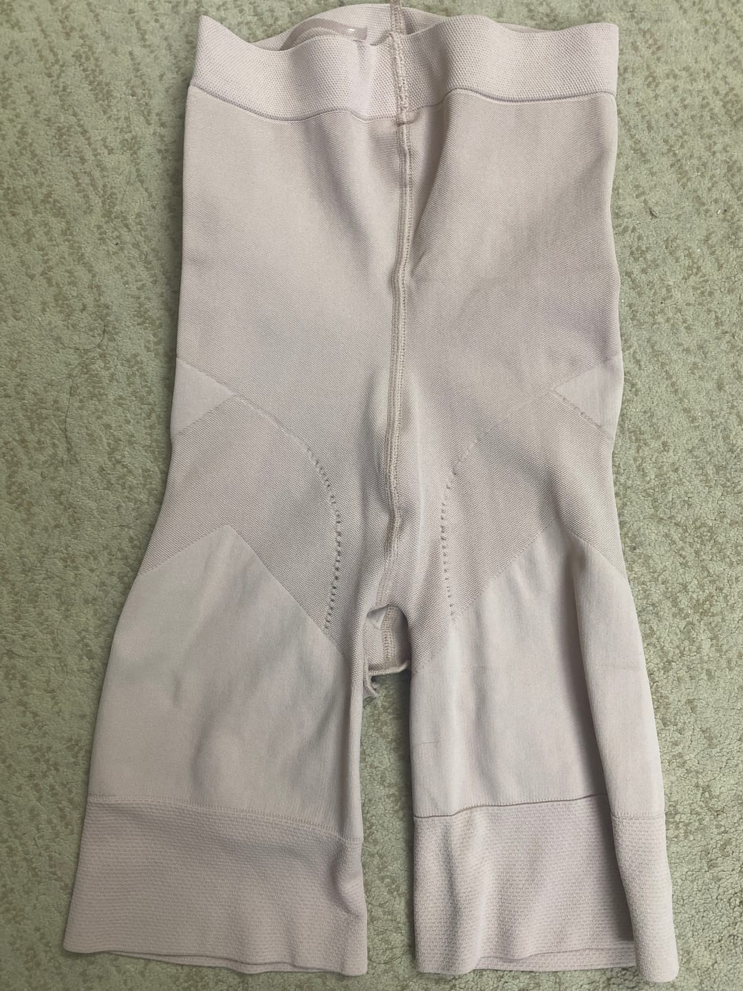 Customer photo review of Slim Compression Waist Sculpting Invisible Bermuda