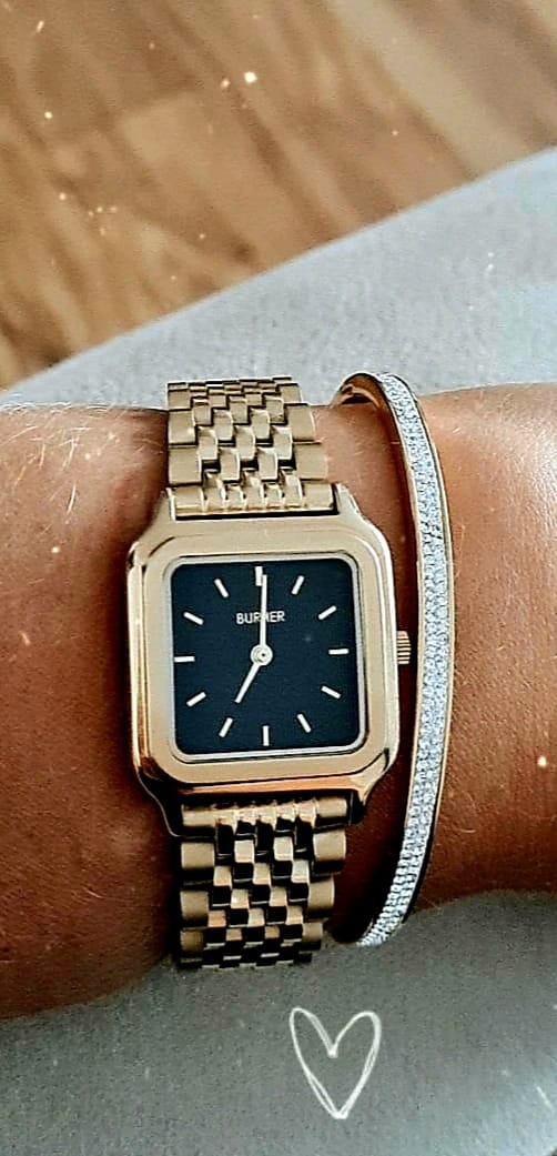 Customer photo review of Macy Gold Black