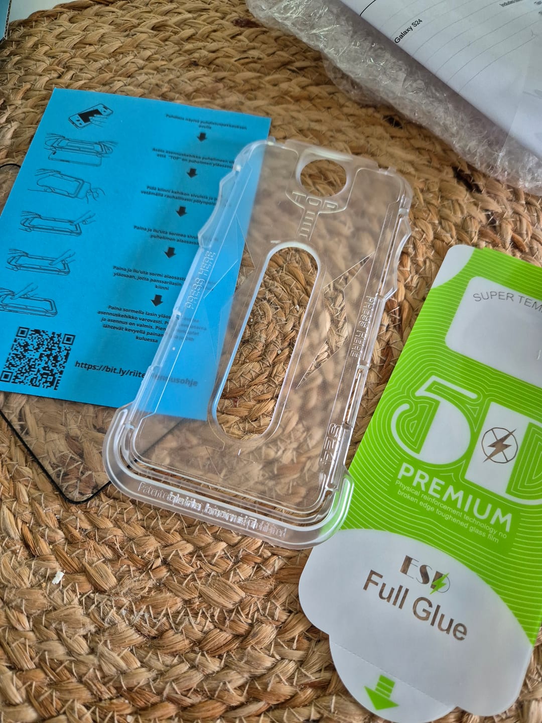 Customer photo review of Samsung Galaxy Panssarilasi, Asennuskehikolla