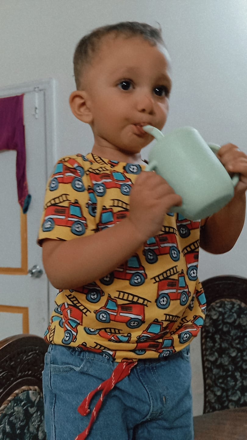 Customer photo review of Silicone Straw Cup with straw cleaner