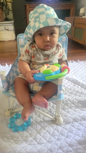 Customer photo review of Harper portable booster chair V2