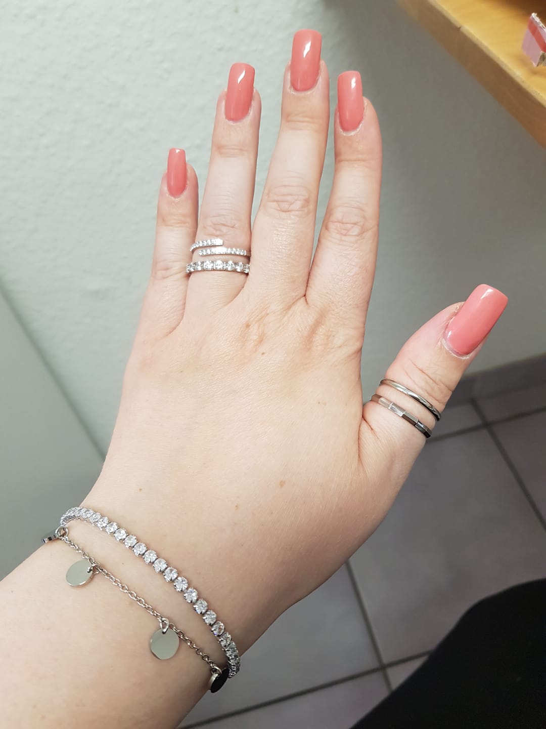 Customer photo review of Plate Armband | 18K vergoldet