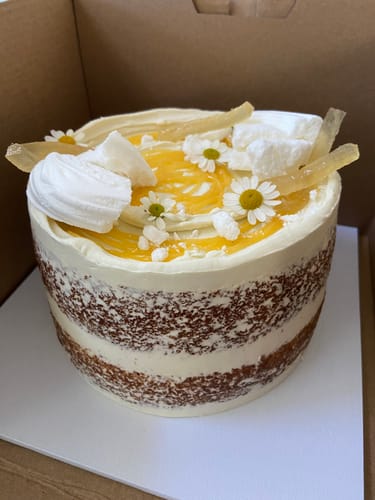 Customer photo review of lemon meringue cake