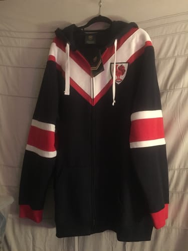 Customer photo review of Sydney Roosters Retro Zip Hoodie