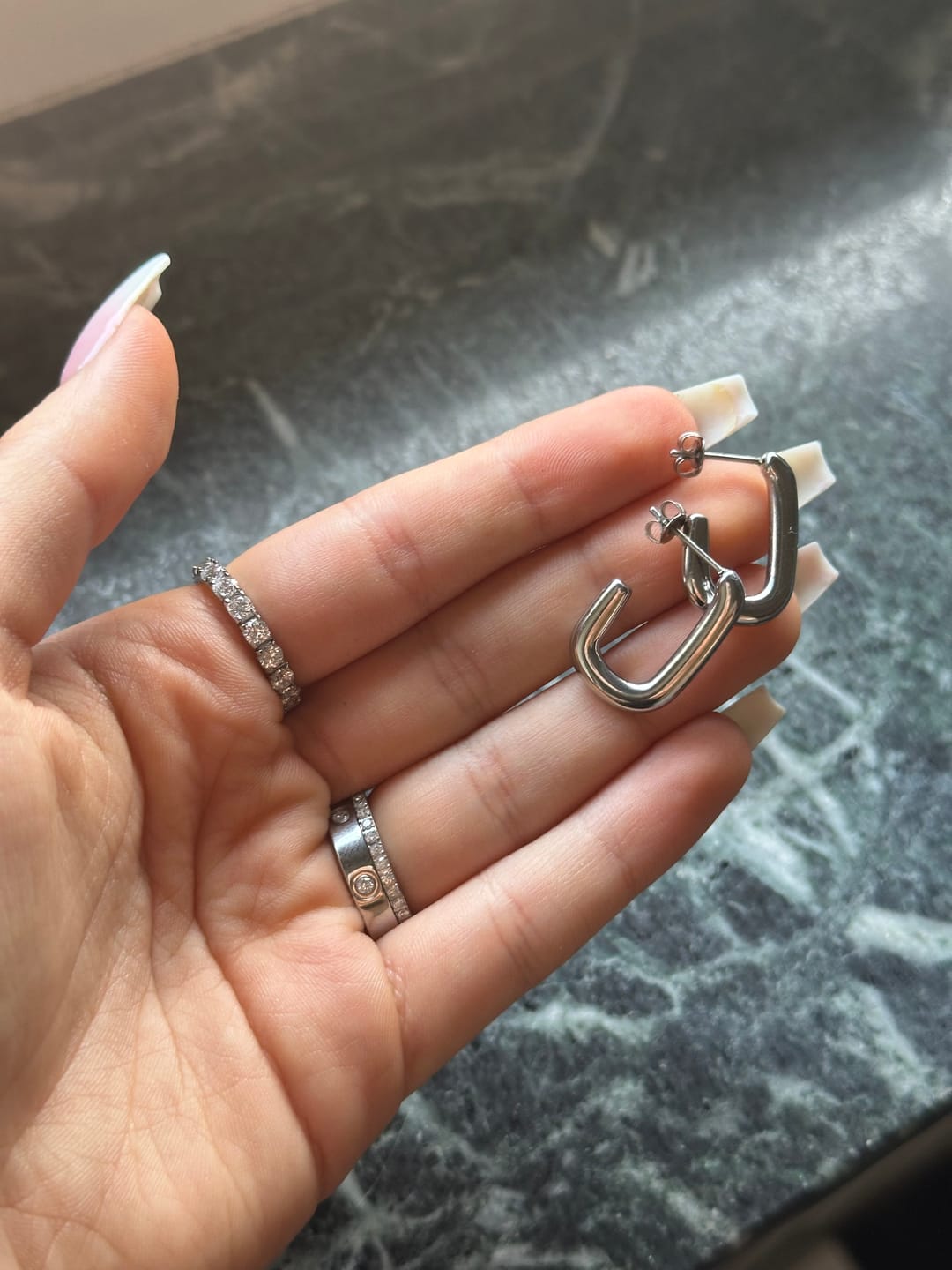 Customer photo review of Aylin Ohrstecker | 18K vergoldet