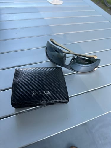 Customer photo review of Flap Boy - Magic Wallet with Coin Pocket