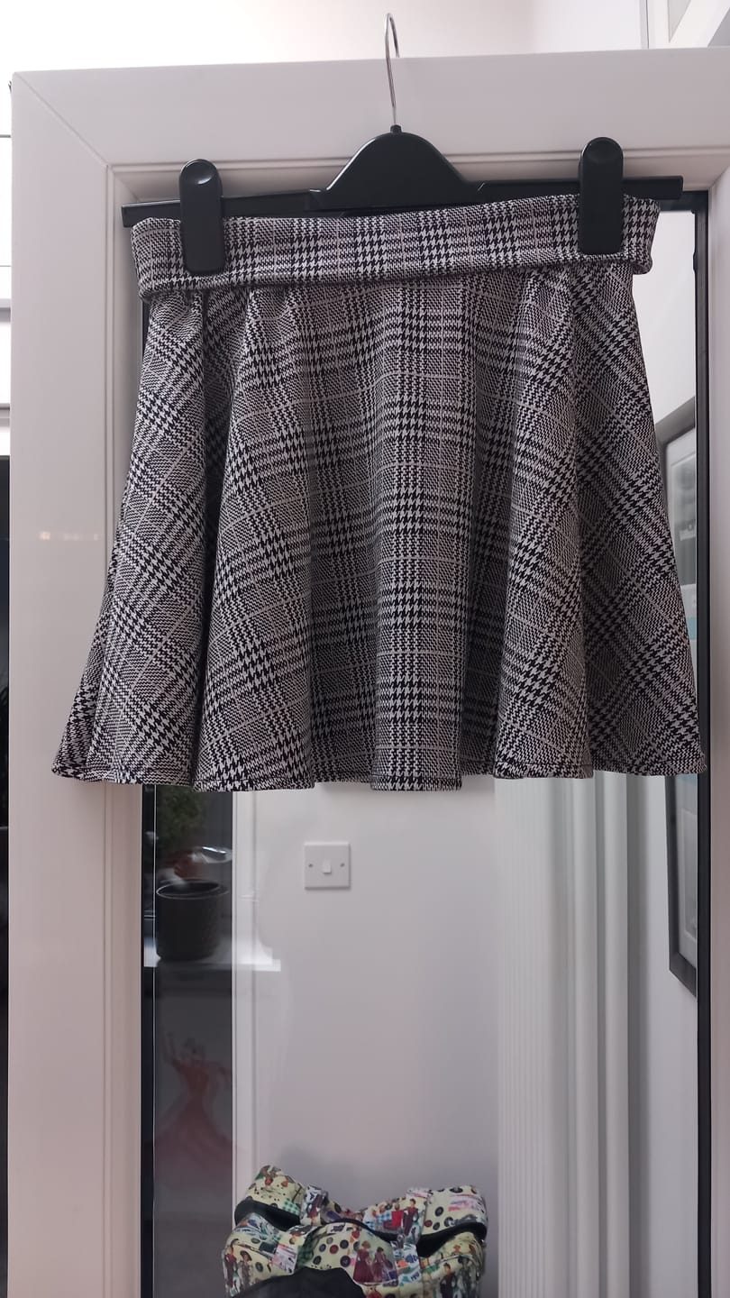 Customer photo review of Dogtooth Checkered Knit Fabric
