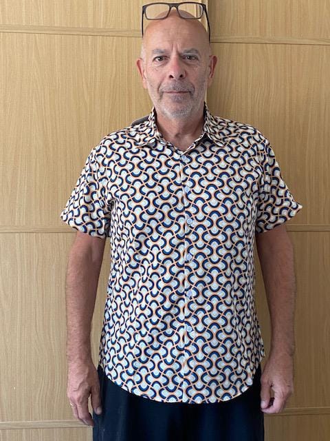 Customer photo review of Men's Retro Button Up Vintage Geometric Circle Cool Summer Beach Short Sleeve Shirt