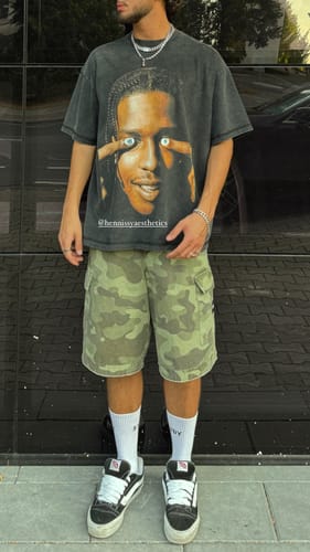 Customer photo review of 2PAC X TYSON TEE
