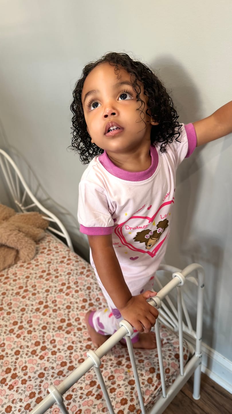 Customer photo review of DREAMER LEADER GIRL PAJAMA 2 PC SET SIZE TODDLER 2T - 14